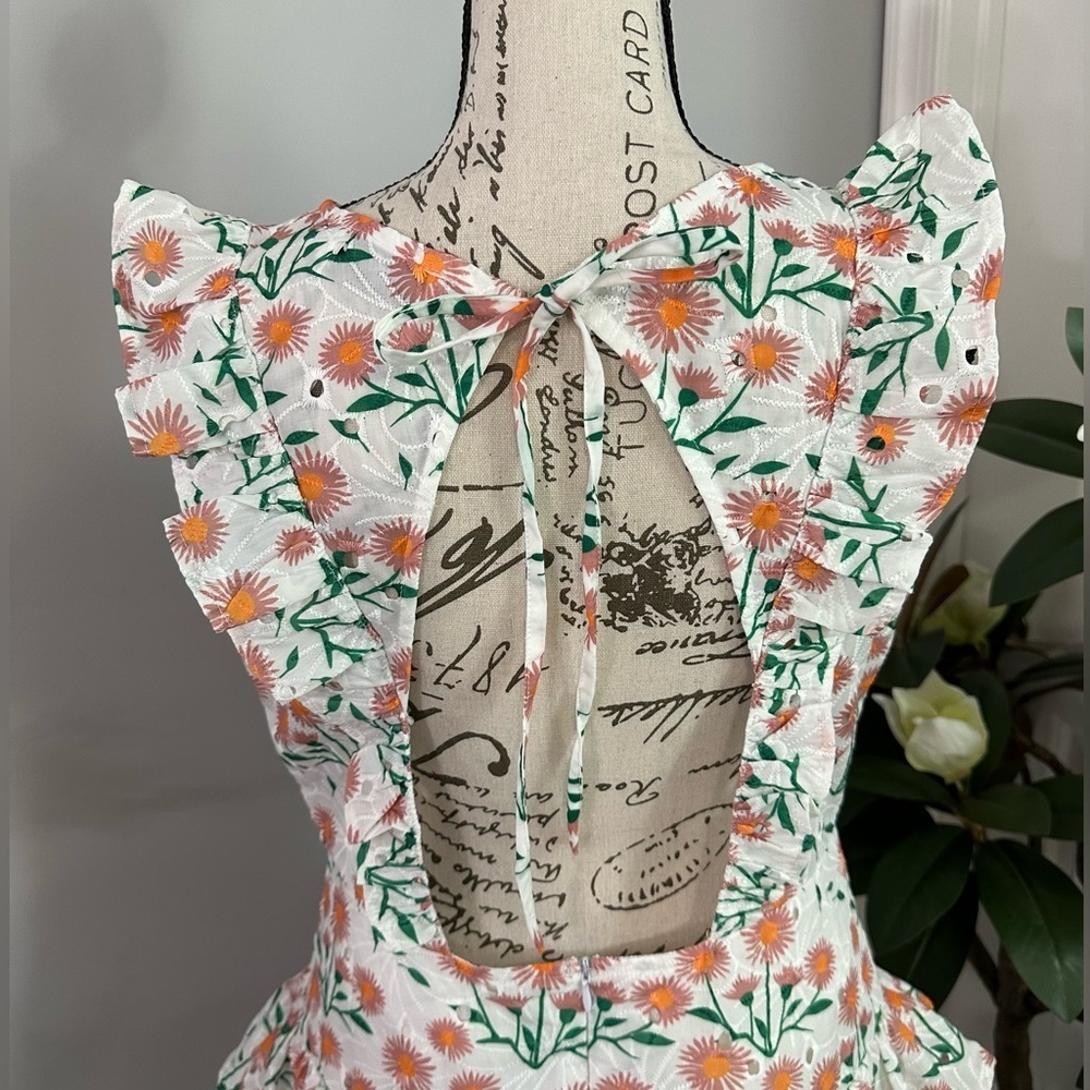 🌷Petal & Pup Floral Dress with Ruffle Details🌷 - Picture 5 of 16